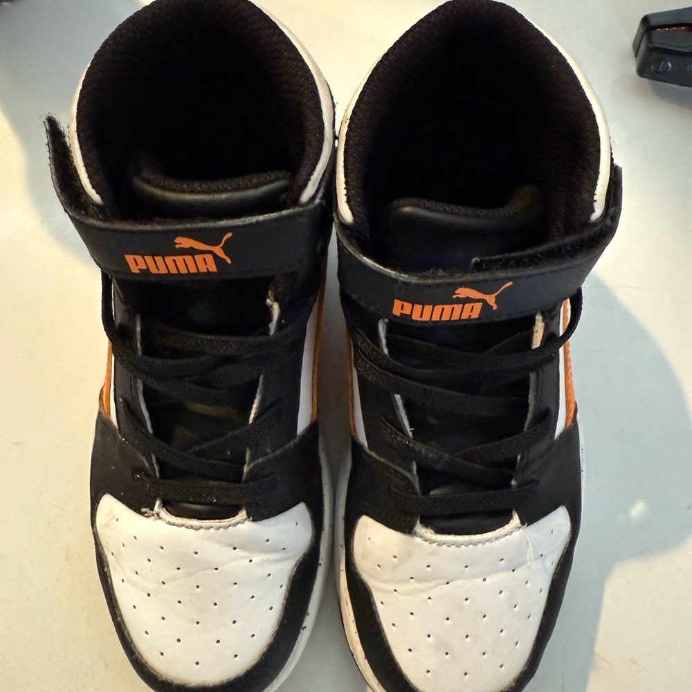Puma Kids Shoes - Black, White, and Orange